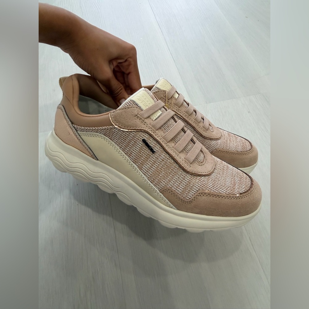 Geox Women's Pink "Spheric" Sneakers 7/7.5 - Picture 6 of 9